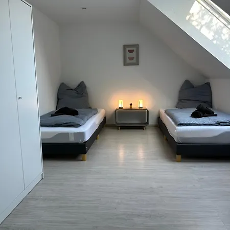 Grenze Holland, Grosszuegig, Zwei Ebenen Mit Garten Apartment Bocholt